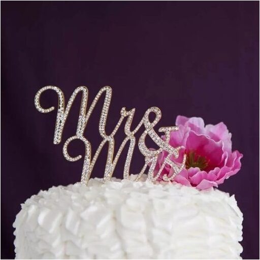 Mr & Mrs arany színű, fém torta beszúró, dísz kövekkel