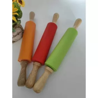 Szilikon sodrófa,nyújtófa fa nyéllel 38 cm