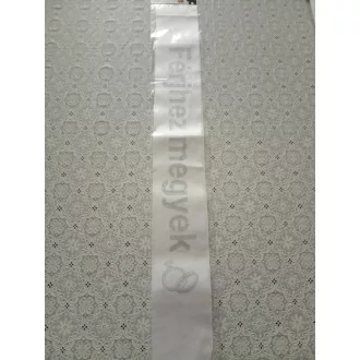   Party kellék. Fehér színű Férjhez megyek! felíratú vállszalag